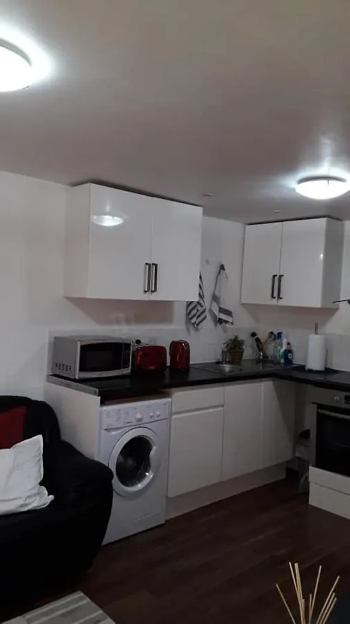 Cosy London Holiday Home 0*,
