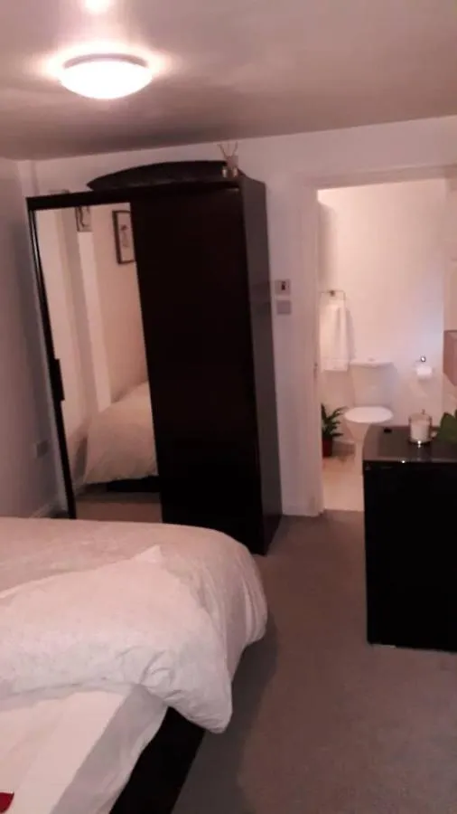 Cosy London Holiday Home